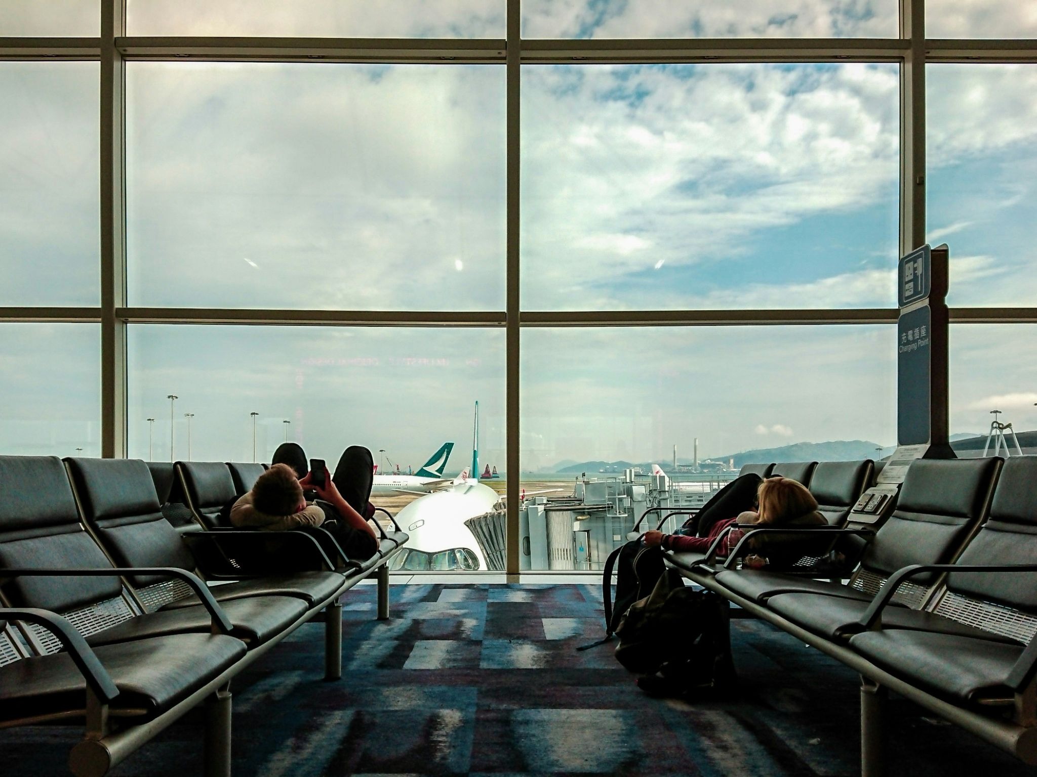 No momento, você está visualizando Conexões longas: o que fazer no aeroporto e quando vale a pena sair para turistar