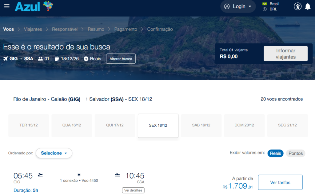 Captura de tela do site da Azul exibindo resultado de busca de voo direto de Belo Horizonte para Curitiba com valor em reais, destacando o botão de alternância entre reais e pontos para ilustrar a estratégia de como comprar milhas.